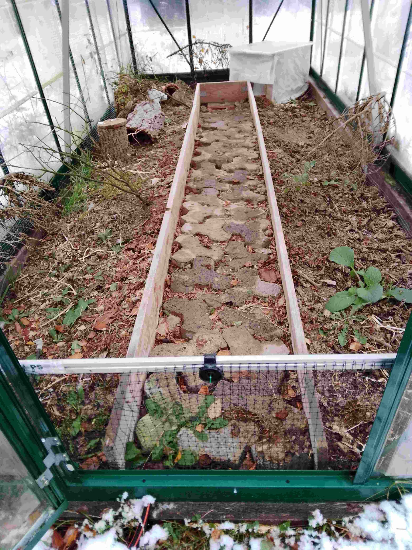 Unsere Wachtelunterkunft im Winter